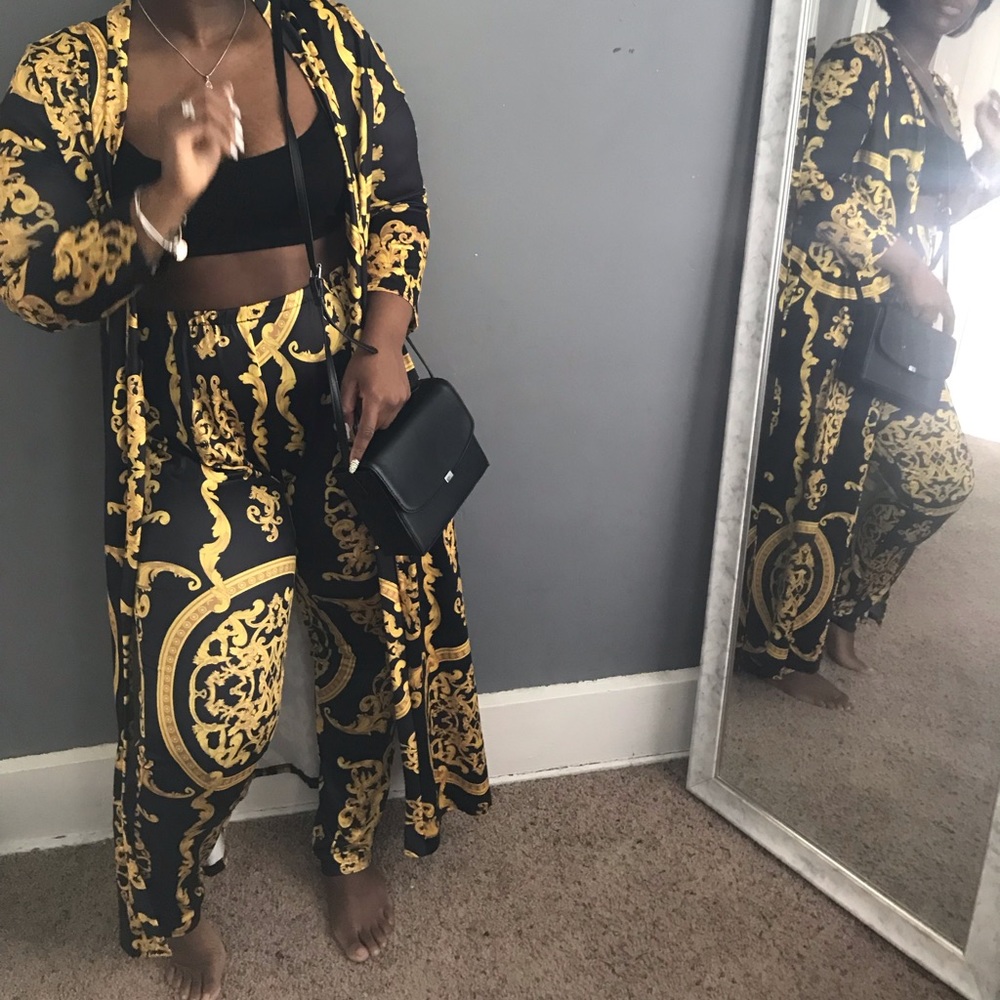 Black and gold two piece